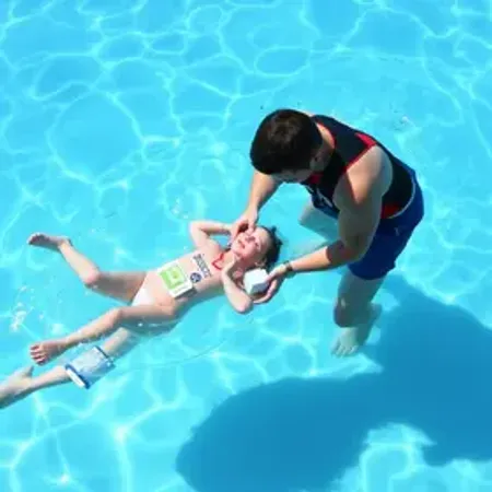 Afogamento primeiros socorros: o que saber, cuidados e quando buscar orientação